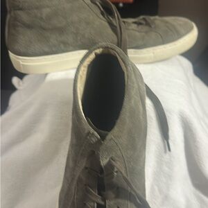 Banana Republic Men's Taupe High-Top Sneakers